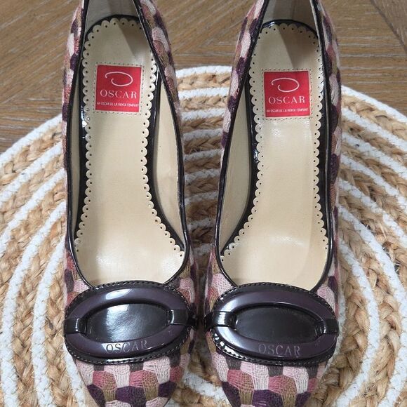 OSCAR, Oscar De La Renta, O Bessie Wine Heels size 6.5M. EUC - Picture 4 of 13